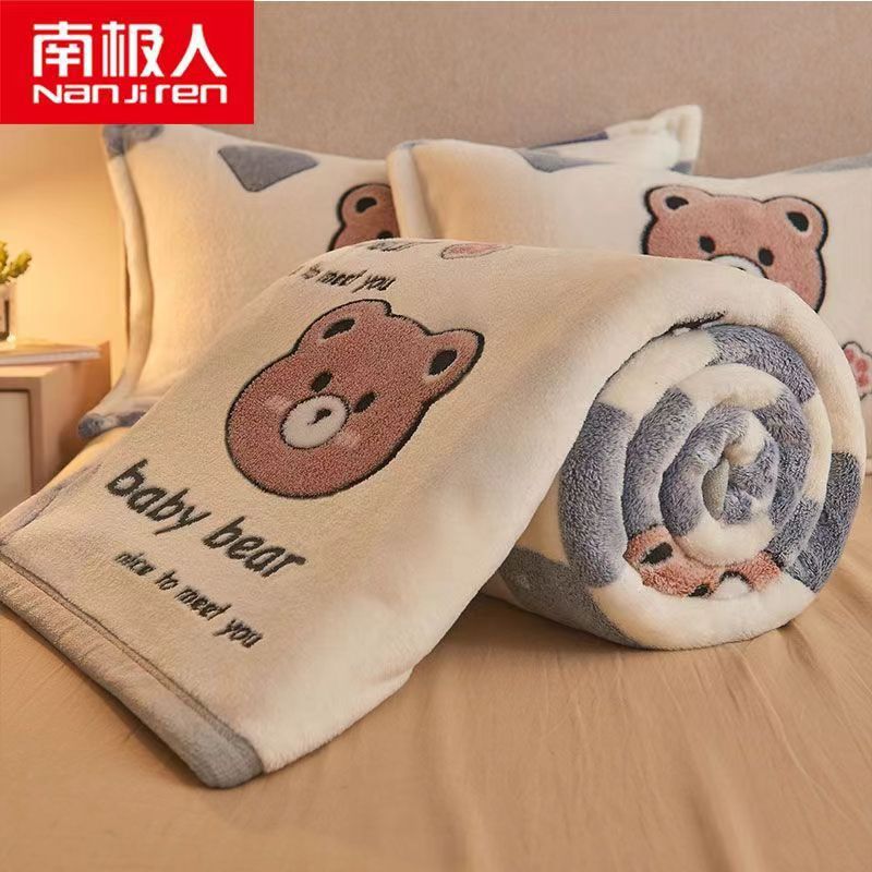 Антарктический коралловый бархатное одеяло покрыто фланелевым одеялом