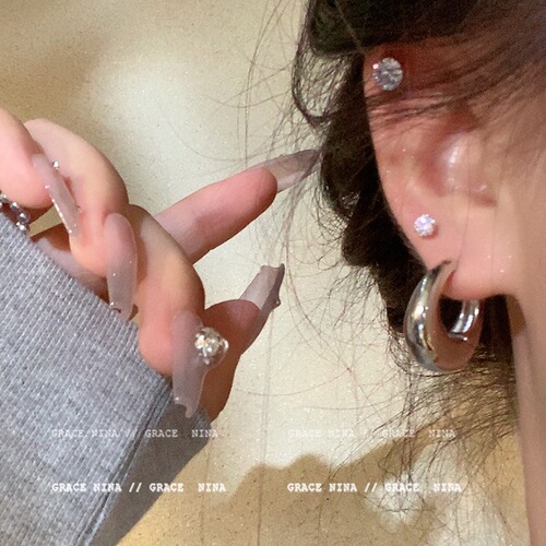 Metal cold style hoop earrings niche design high-end earrings new 2024 hot style temperament earrings for women