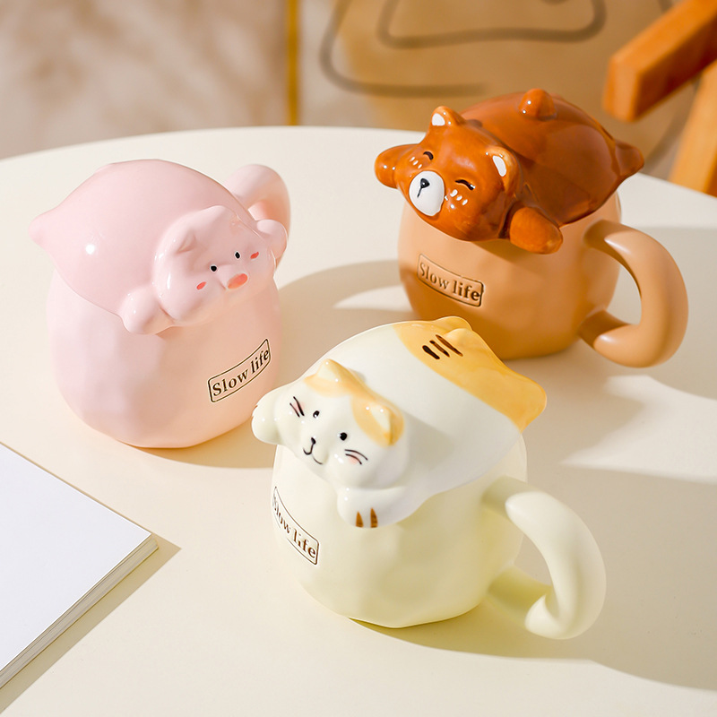 Creativo tridimensional lindo de la historieta Taza de cerámica regalo de la muchacha Taza de café taza de agua taza de los niños taza de beber