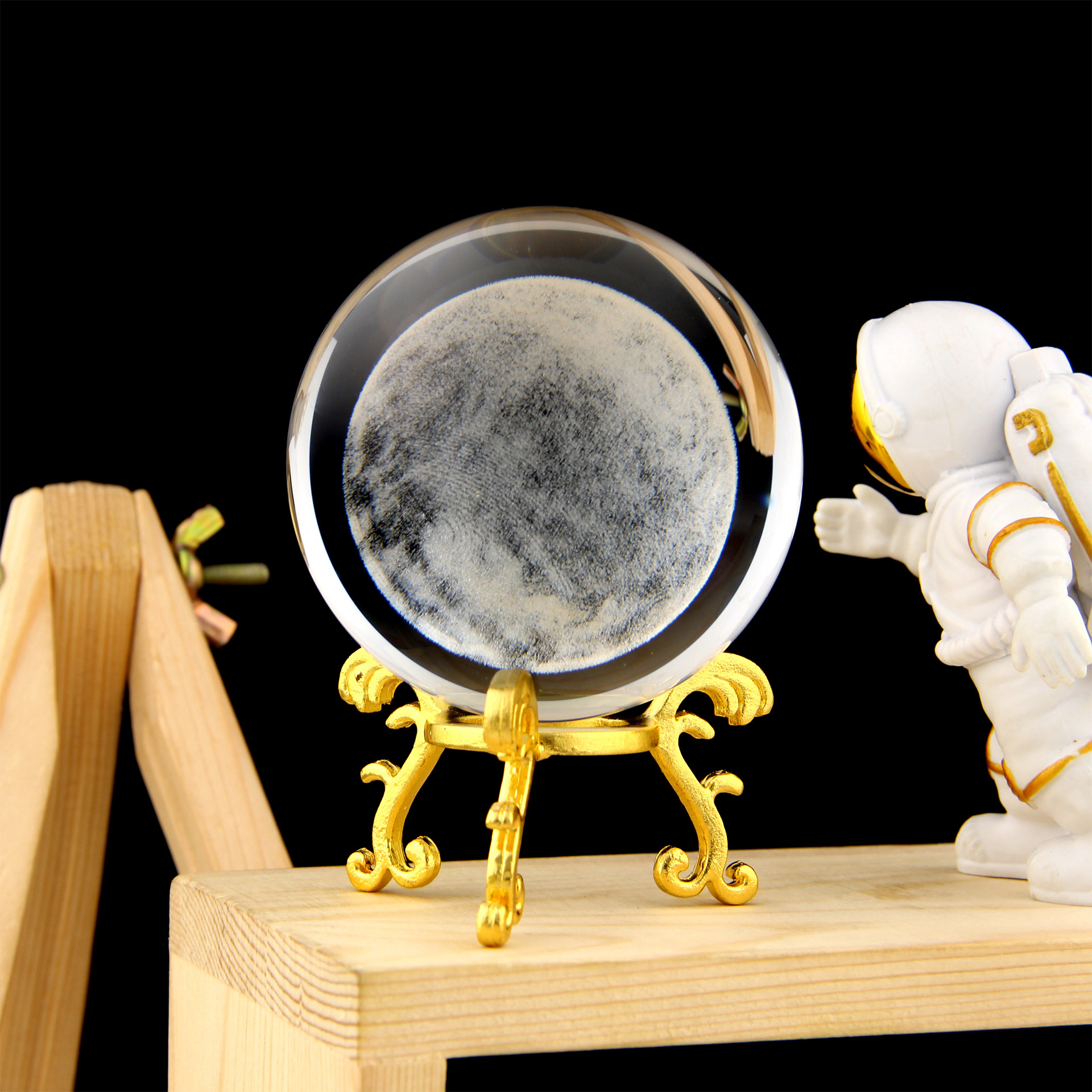 Fabricante de Puzhou, bola de cristal grabada, decoración para el hogar, venta al por mayor transfronteriza, adecuada para salas de estudio, gabinetes de TV y cualquier escena versátil.