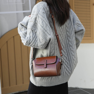 Oil Wax Cowhide Bag 2025 New Fashion Women's Crossbody Bag Casual Versatile Foreign Style Retro Genuine Leather Shoulder Bag