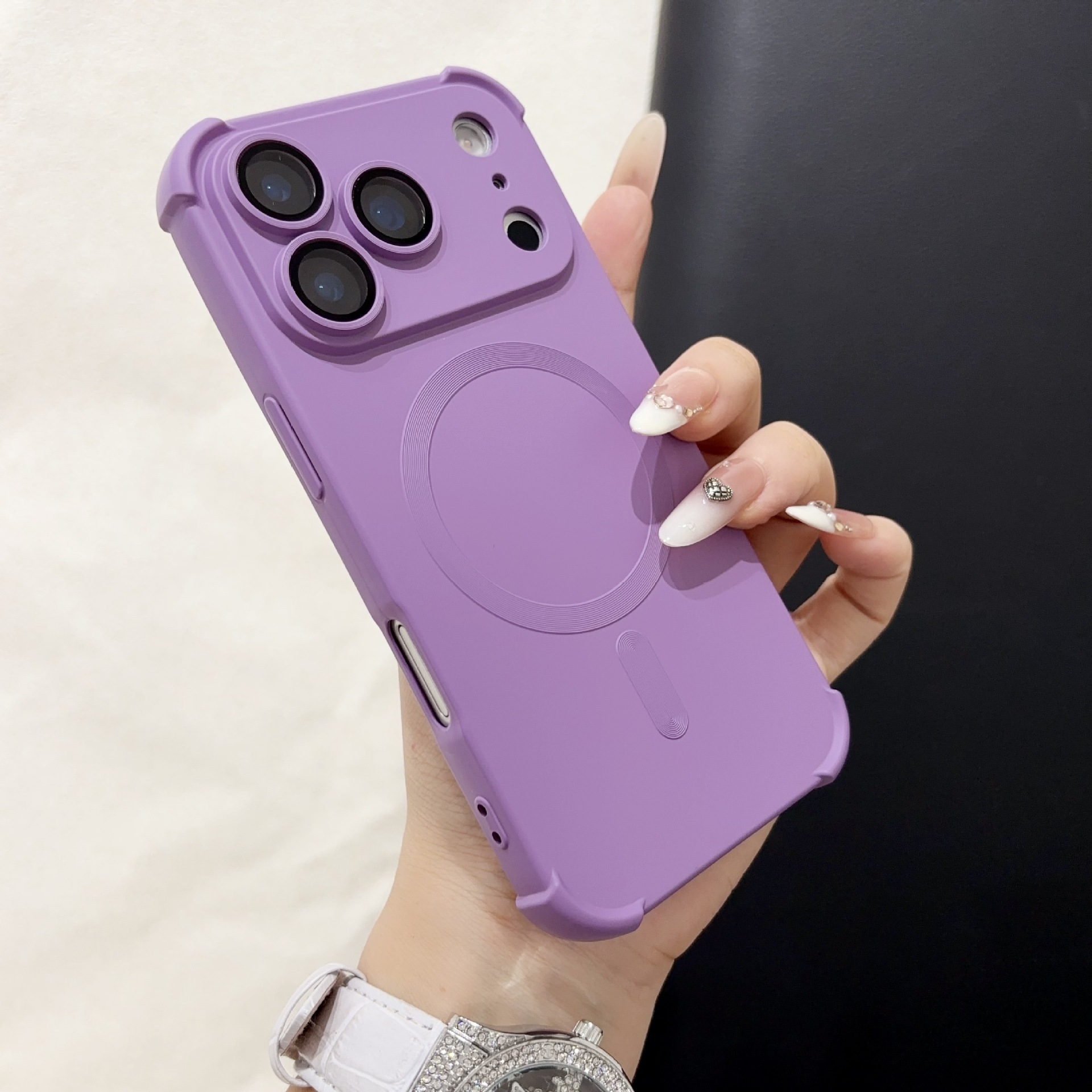 Funda para teléfono móvil iPhone 17 PRO, con airbag líquido, succión magnética en las cuatro esquinas, película protectora para la lente de Apple 16, funda protectora de cobertura total