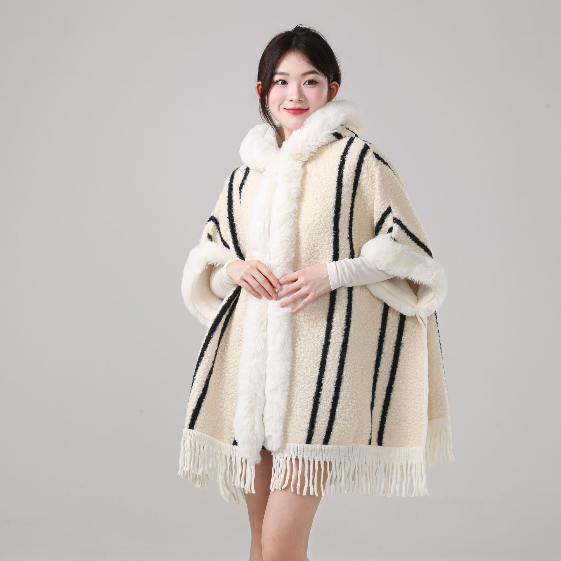 Women's Coat With Fringe Hooded Warm Cape, Terry Cloth Lining, Thickened Wool, Oversized Cardigan_voghion.com