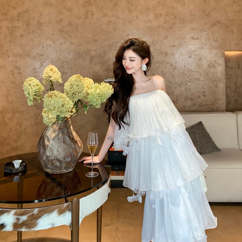 Duo Jia Fuyou Heavy Industry Pleated Flowing Ruffle Dress, Flowing Morning Robe, Petite Gown, White Chiffon Slim Fit