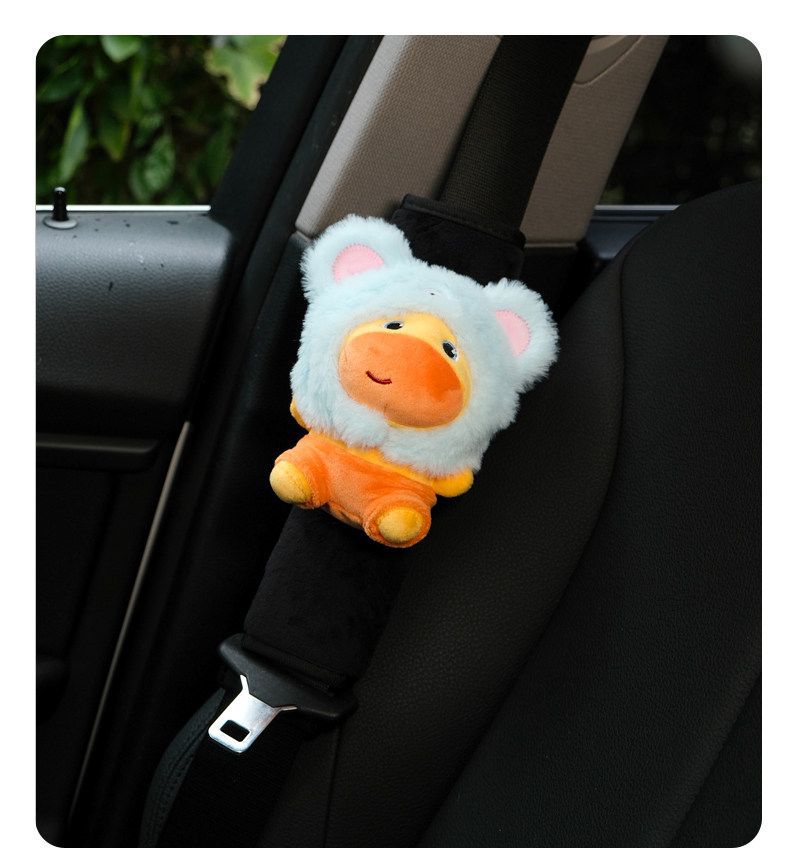 Capybara Lulu Car Seatbelt Shoulder Pad Cute Car Accessories Seatbelt Protector Car Interior Decoration Ornament