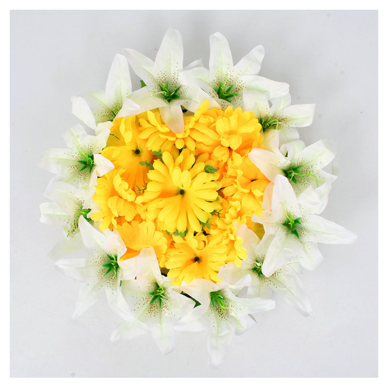 릴리 화환 노란색