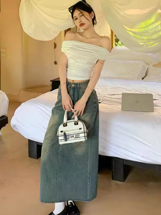 Ins 섹시한 순수한 욕망 오프 숄더 원 라인 칼라 반팔 티셔츠 여성 여름 슬리밍 핫 소녀 패션 바닥 탑 여성