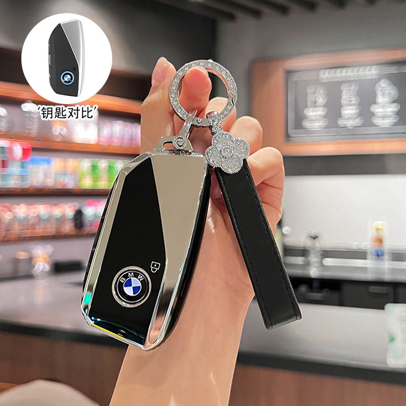 모델 C [실버 엣지 블랙] 싱글 쉘 + 다이아몬드가 박힌 네잎 클로버 로프