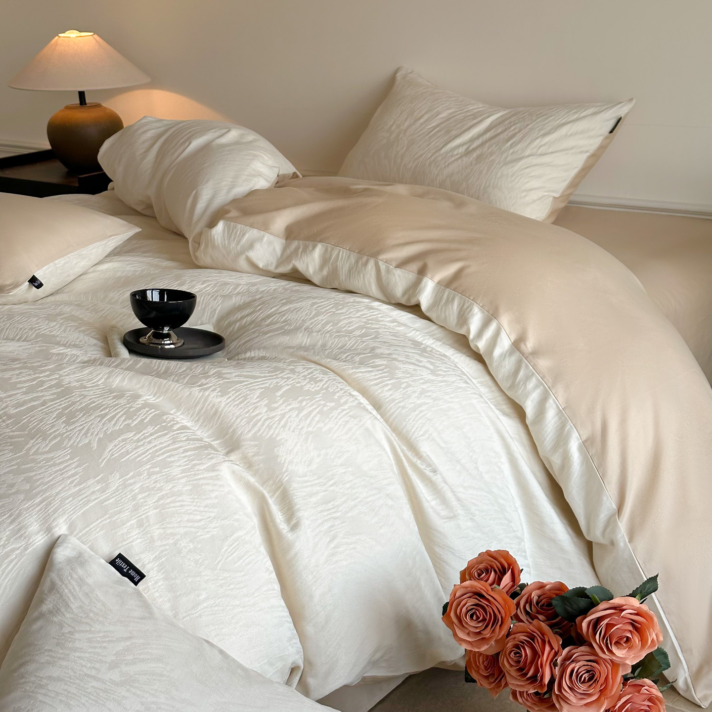 A clase Jacquard 60 cama de cuatro piezas de algodón 100% algodón ligero de lujo de alta calidad sábanas de cama de tres piezas