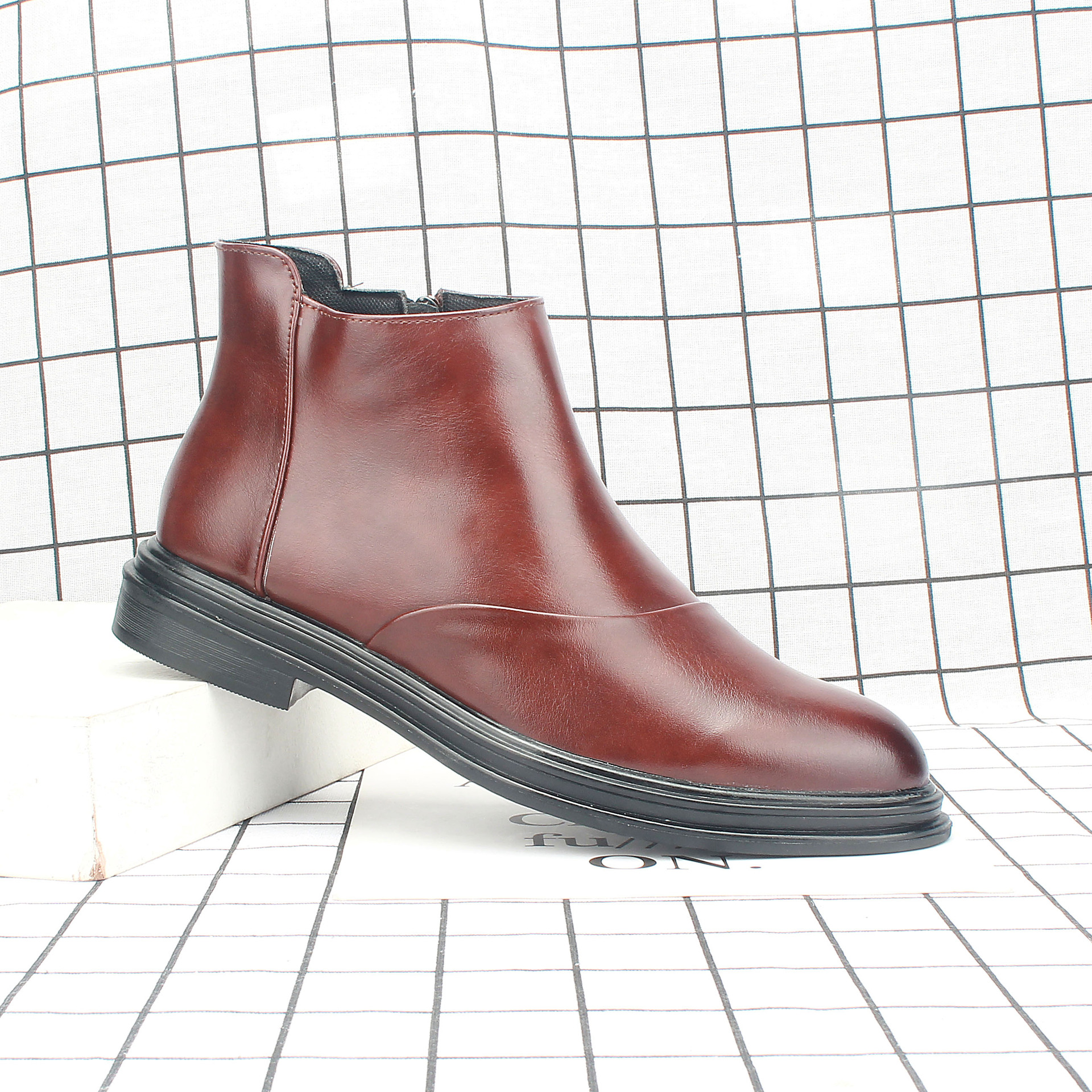 2022¿ʿ߰ƤѥӢ׷˧ѥճļƤѥ8823