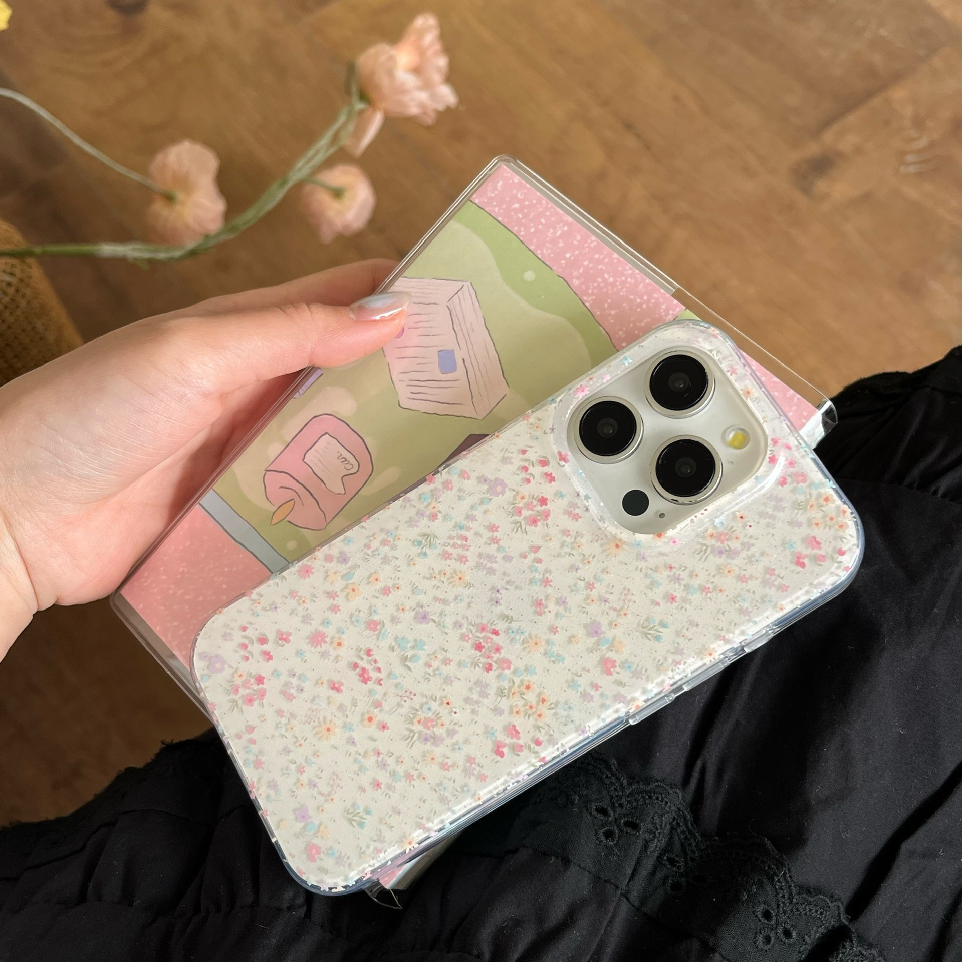 Verano fresco pequeño floral adecuado para Apple 15ProMax funda para teléfono móvil 16Pro cadena 14/13 nuevo 16PM hembra