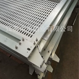 厂家直销铝板深加工  铝门  按图按需加工  欢迎咨询