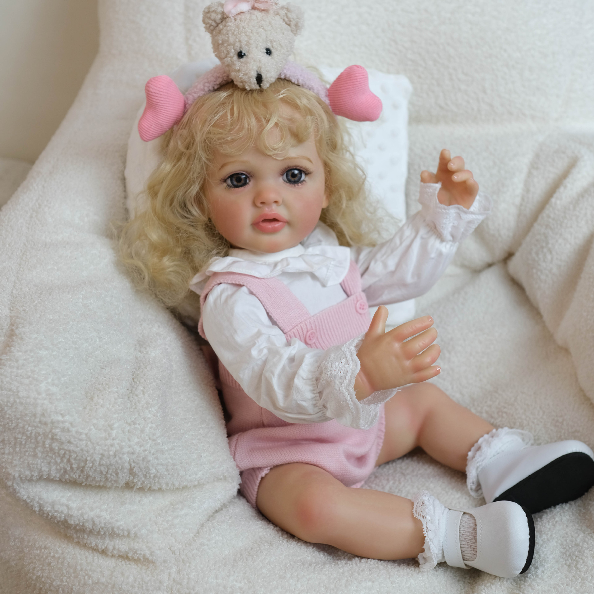 NPK22inch suéter de suspensión de polvo claro Betty simulación muñeca renacida para acompañar a los niños regalos de vacaciones