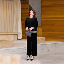 ���b���\�ӷ����e���̴�a��z�q��̫̫������Ů�b�����׋������b