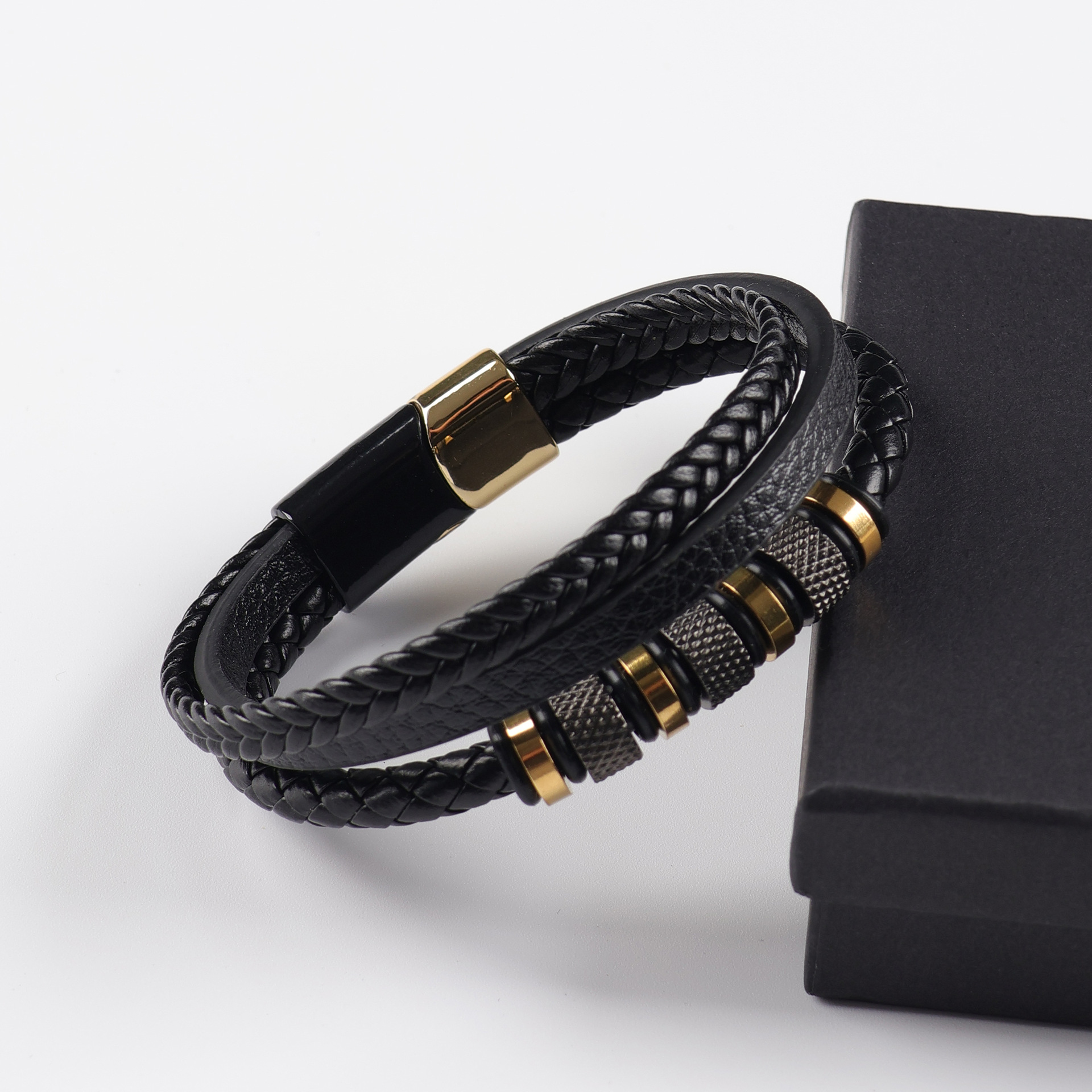 2026 Popular E-commerce Product: Cord Bracelet, Stainless Steel Woven Bangle, Genuine Leather Multi-layer Men's Jewelry_voghion.com