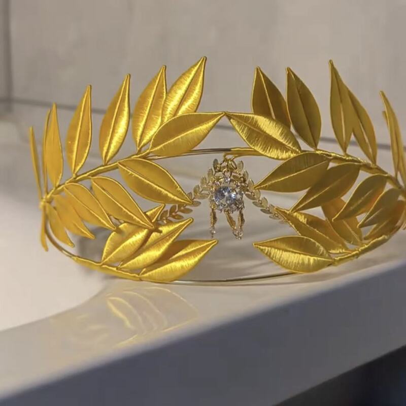 Crown Headband DIY Material Kit Creative Flower-Wrapped Crown Bracelet Weaving Gift for Girls, Best Friends, and Couples Crown Headband DIY Material Kit Creative Flower-Wrapped Crown Bracelet Weaving Gift for Girls, Best Friends, and Couples