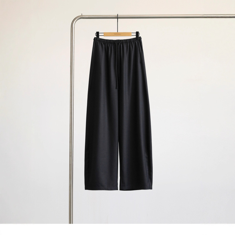 Fashionable and High-End 100% Worsted Wool Twill Elastic Waist Micro-Arc Pants Fashionable and High-End 100% Worsted Wool Twill Elastic Waist Micro-Arc Pants