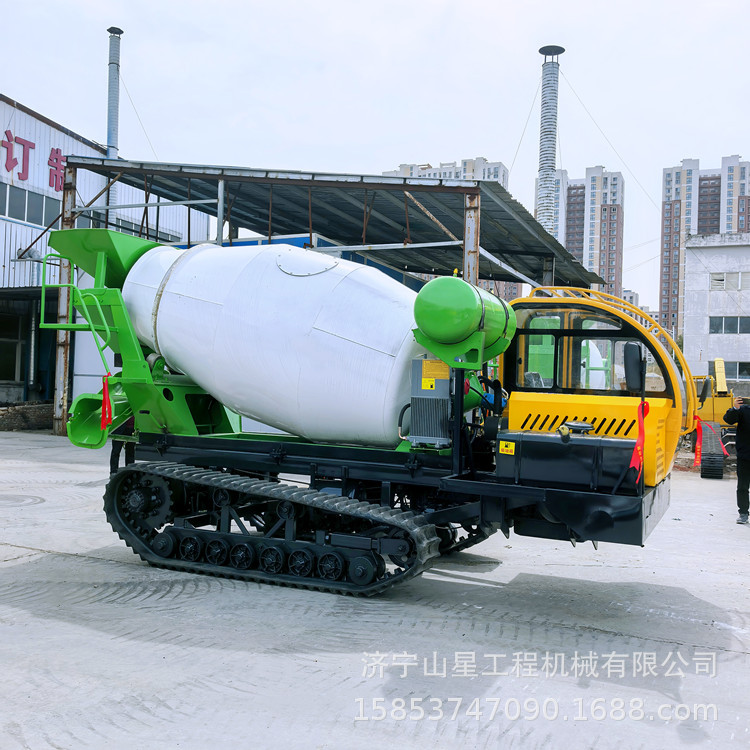 爬山虎混凝土3方搅拌车高速后桥履带罐车灌溉浇筑施工水泥运输机