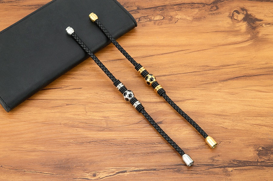 21g Weight wristband Classification Leather Rope, Titanium Steel Chain Material 1 Piece Quantity Vintage Style Football Pu Leather Titanium Steel Plating Men's Wristband Men Cord & Leather Bracelets
