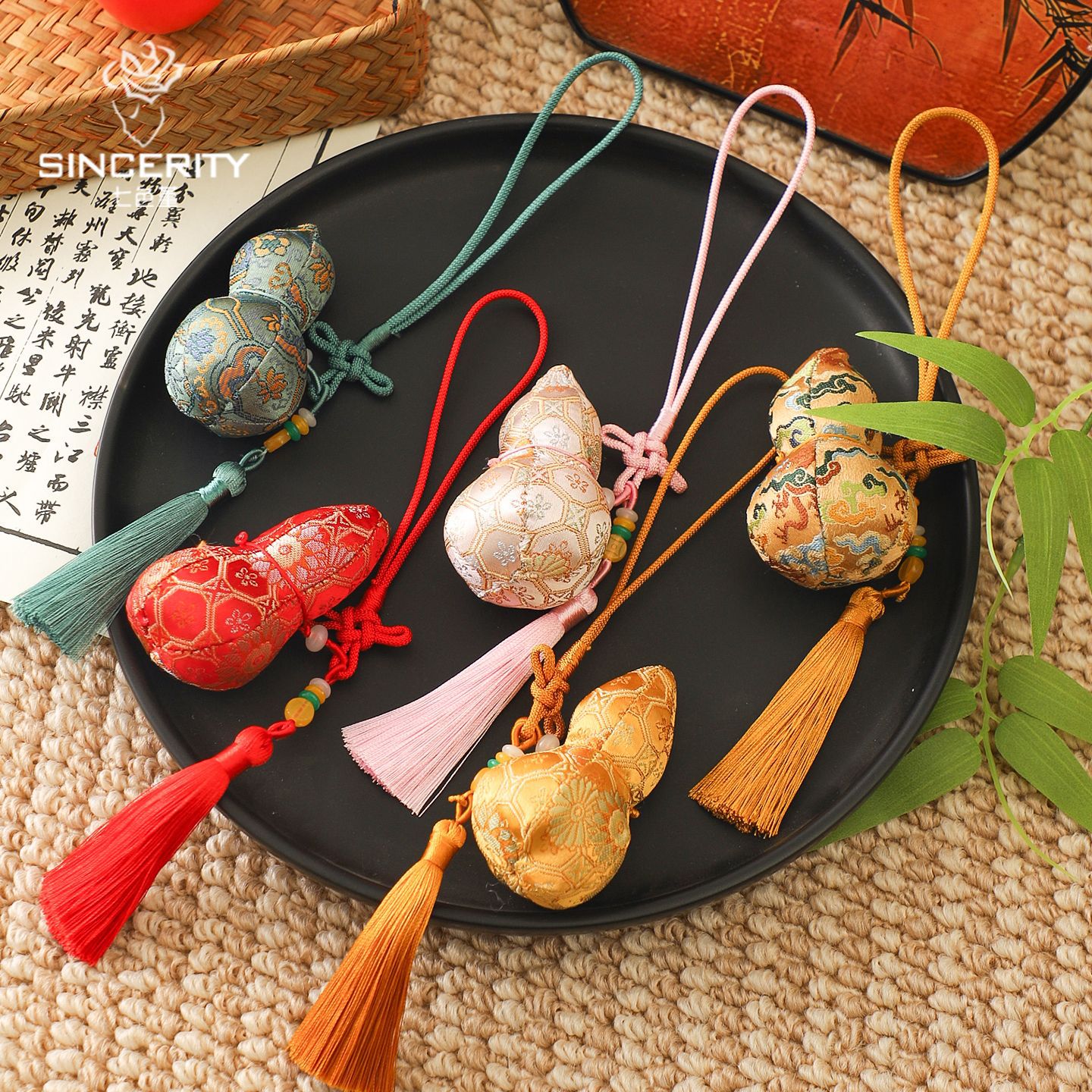 Colgante de siete colores de cordier de Año Nuevo colgante de bordilla de canciones de flores colgante DIY decoración floral