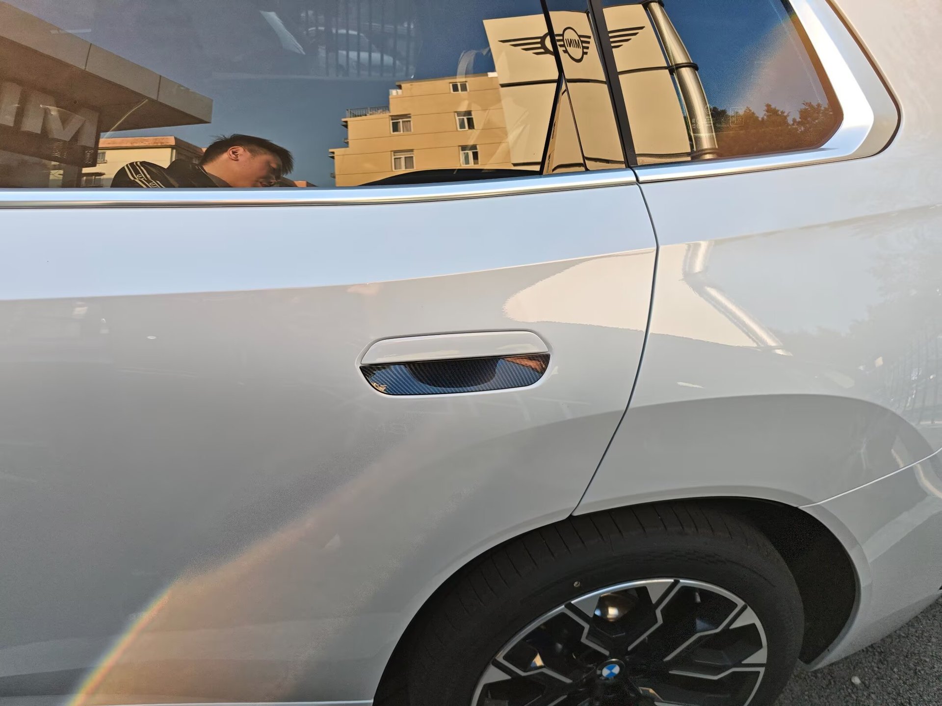 Suitable for 25 Bmw X3 Reversing Mirrors, Fuel Tank Caps, Handles, Door Bowls, Rain Eyebrows, Wind Knives, Grids, Bright Black
