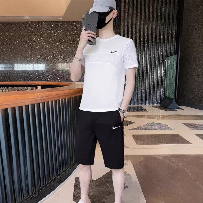 Men's Sports Suit, Men's Casual Short-Sleeved Shorts, Summer Trendy Fashion Loose Round Neck New Ice Silk T-Shirt Men's Sports Suit, Men's Casual Short-Sleeved Shorts, Summer Trendy Fashion Loose Round Neck New Ice Silk T-Shirt