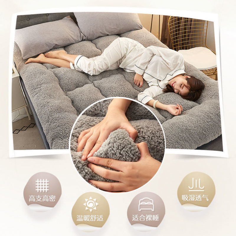 Winter warm mattress