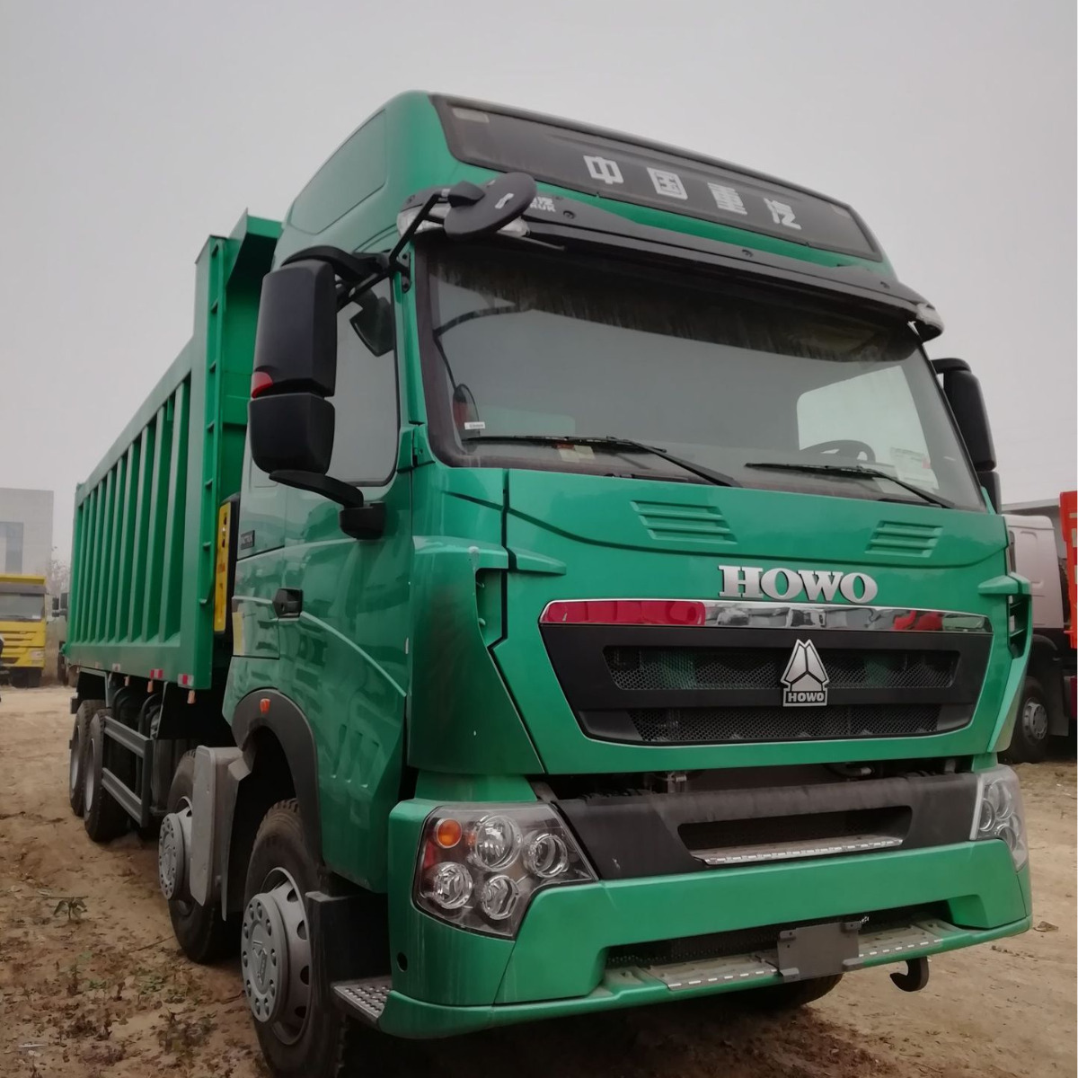 出口版howo豪沃A7绿色中国重汽自卸卡车1910065082