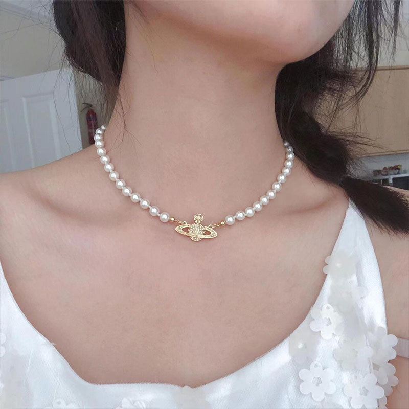 西太后土星珍珠项链女别针回形针薇薇安同款吊坠立体星球欧美跨境