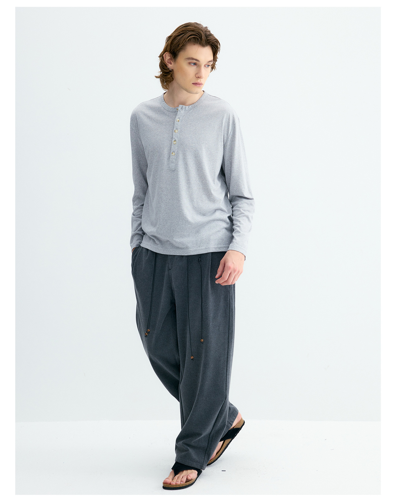 UNF 250g Henry Neck Long-Sleeve Tee