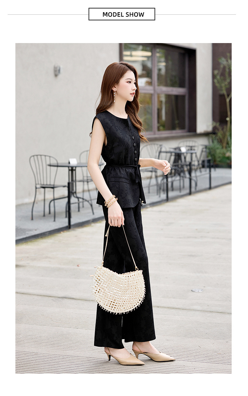Bộ quần áo hai mảnh nữ phong cách tân cổ điển Trung Hoa – áo gile họa tiết jacquard kết hợp quần ống rộng — màu đen, màu trắng, màu vàng chi tiết 18