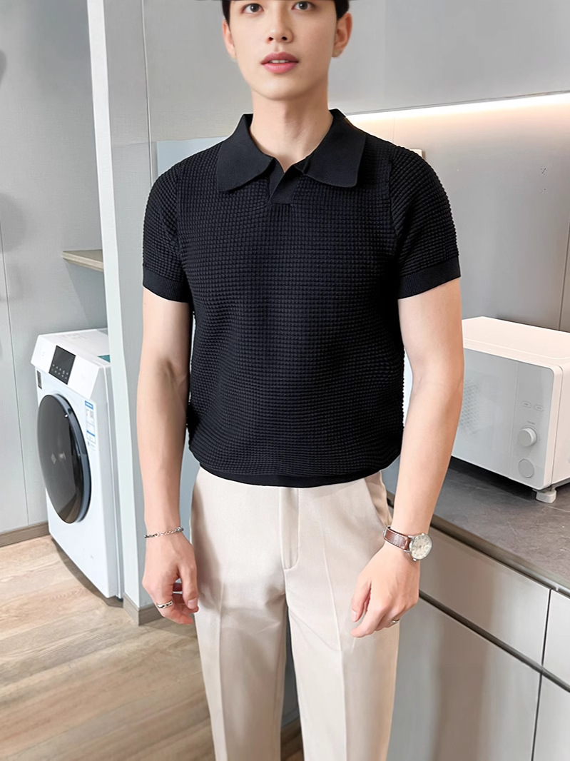 Comercio exterior una camisa de polo de punto delgada de verano de moda masculina con cuello ligero de textura de viento maduro T mangas cortas