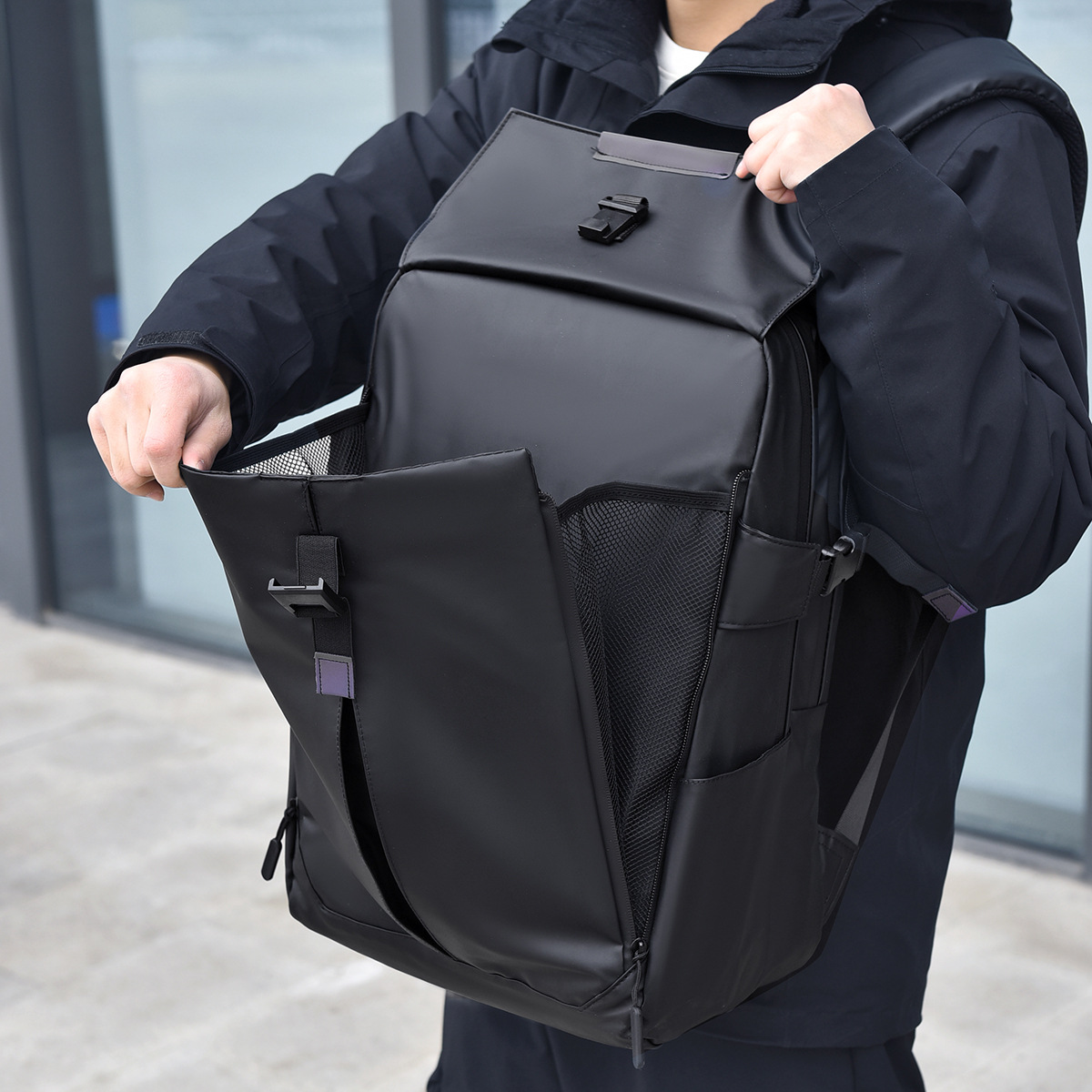 New Urban commuter bag large capacity burden reduction backpack sports leisure backpack outdoor travel bag riding storage