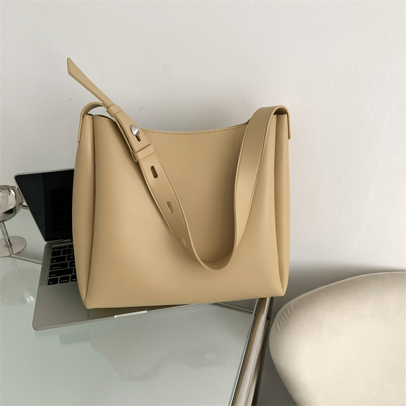 China Export Bag Large Shoulder Bag Women  New Casual Women Bag Mother Tote Bag Large Capacity Simple Shoulder Bag display picture 10