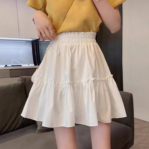 Sweet and cool pleated short skirt for women in spring, small, high-waist a-line cake skirt in winter, with sweater umbrella skirt 2025
