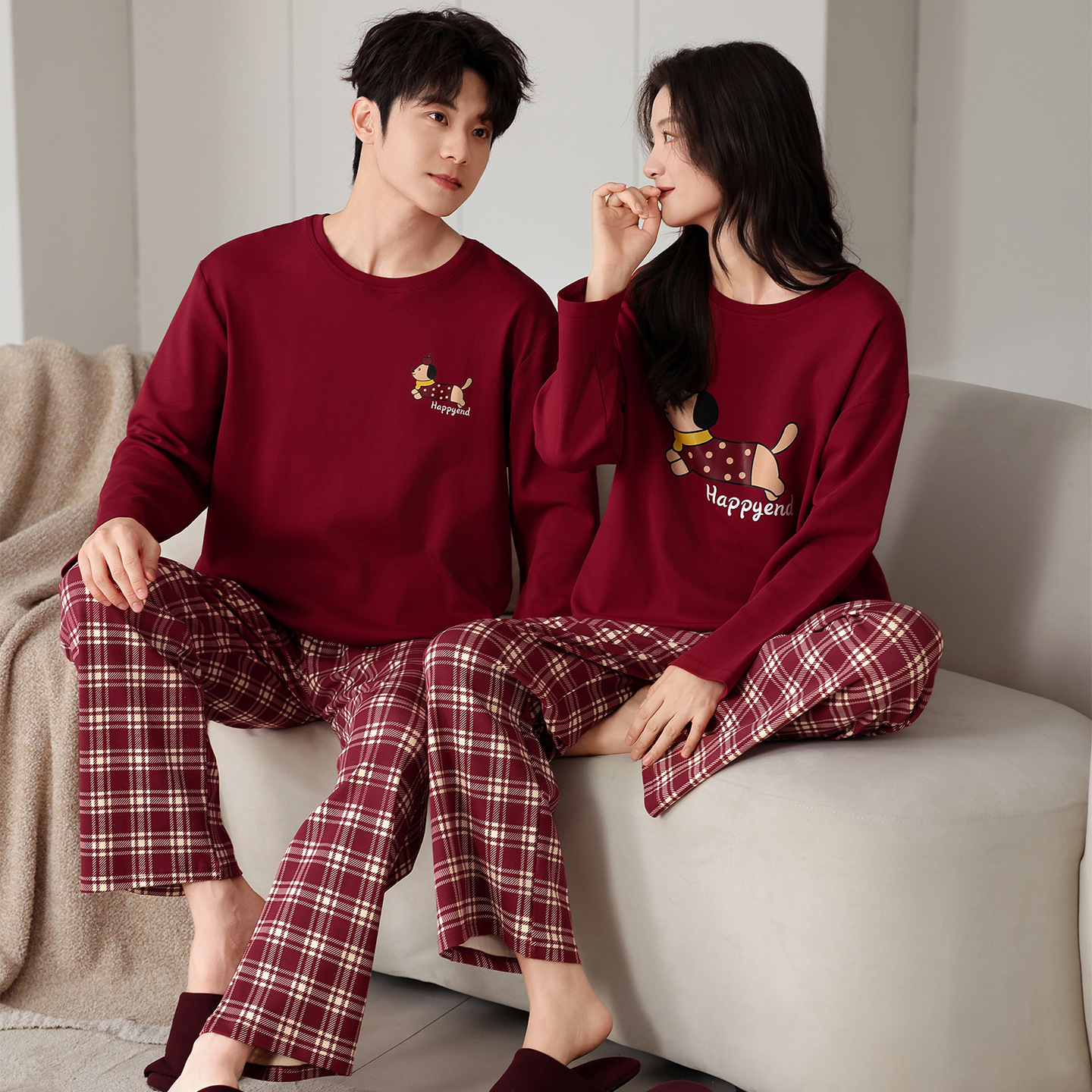 Autumn Festive Red Couple Pajamas for Women Cartoon Korean Style Long-Sleeved Wedding Pullover Home Clothes for Men in the Year of Birth