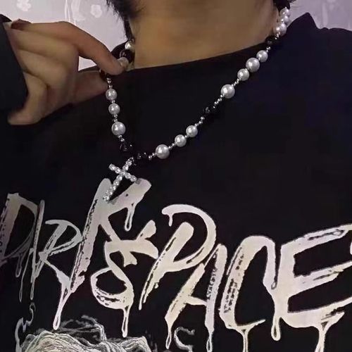 Titanium steel pearl necklace for men, versatile, simple and elegant pendant, lightweight luxury, adjustable lock chain, high-end accessory, handmade jewelry.