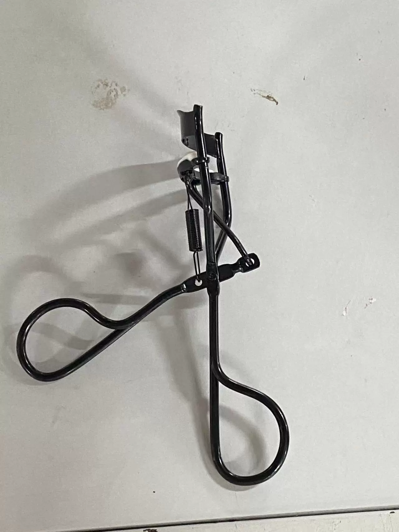 Small handheld curly curling eyelash curler for eyelashes