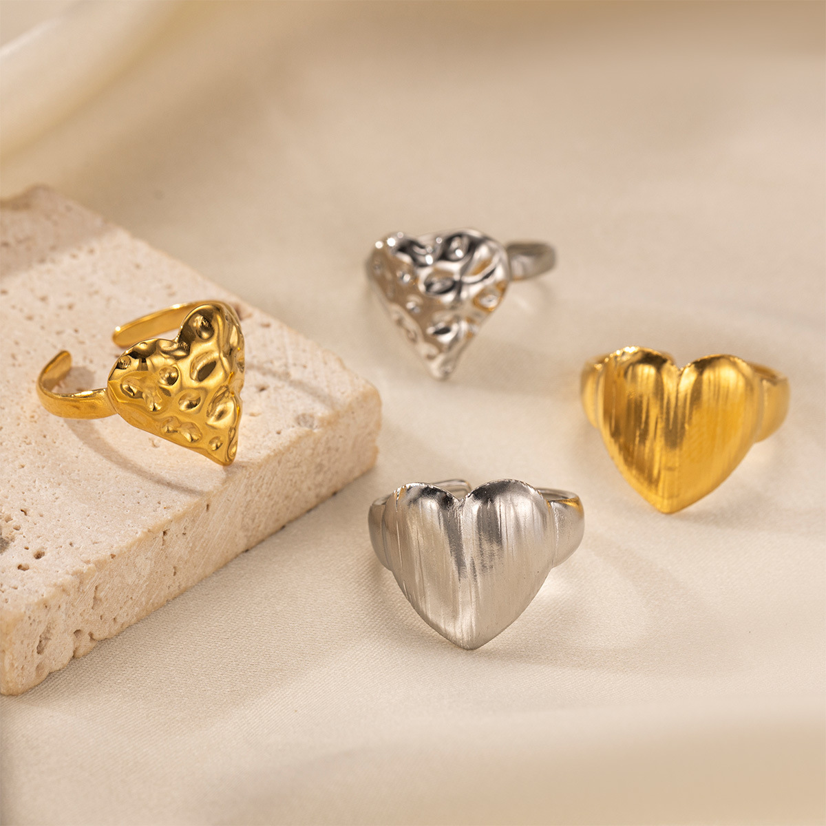Taena anillo de acero inoxidable europeo y americano femenino no se desvanece, amor irregular, patrón de martillo, anillo de acero de titanio, joyería explosiva transfronteriza