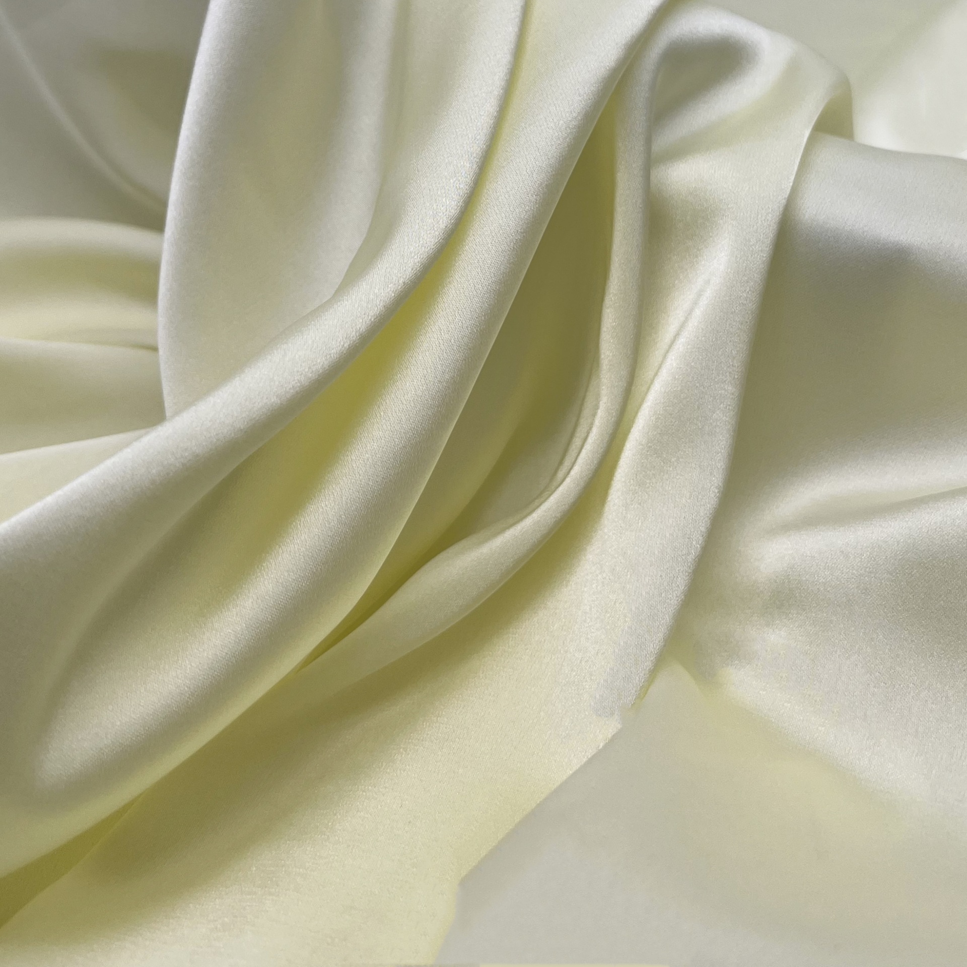Satin chiffon 50D satin chiffon fabric, simulated silk satin sleep dress camisole blouse fabric