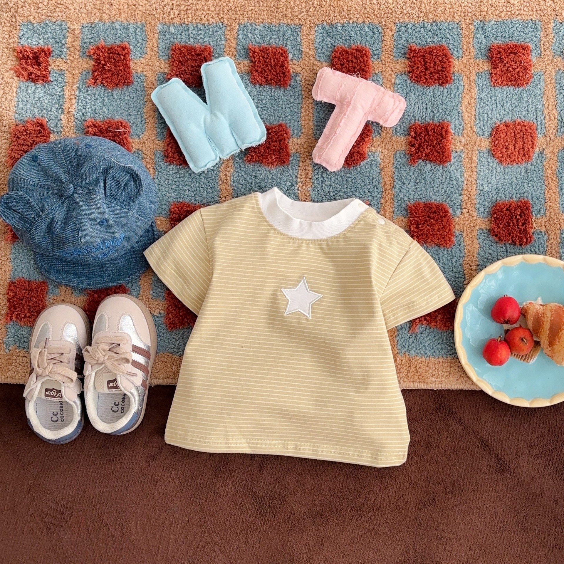 Youhe verano 2025 nuevo producto bebé coreano traje delgado bebé top a rayas traje de tres piezas