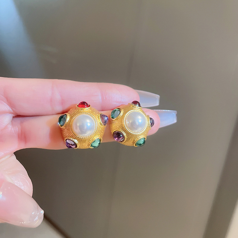 Retro C Shape Copper Irregular Plating Artificial Pearls Earrings Ear Studs 1 Pair