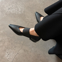 2cm��Ƥ�͸���ɫ�\�ڬ�����ЬŮ�ָ����^�ɾo������ЬӢ���L��Ь