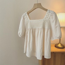 韩国chic盐系减龄勾花镂空锁骨方领娃娃衬衫女