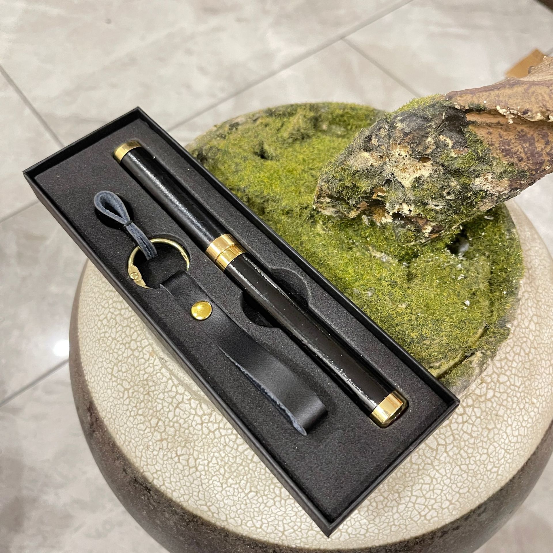 Pluma mágica Damasco cuchillo afilado de alta dureza cuchillo portátil cuchillo de fruta mini cuchillo al aire libre