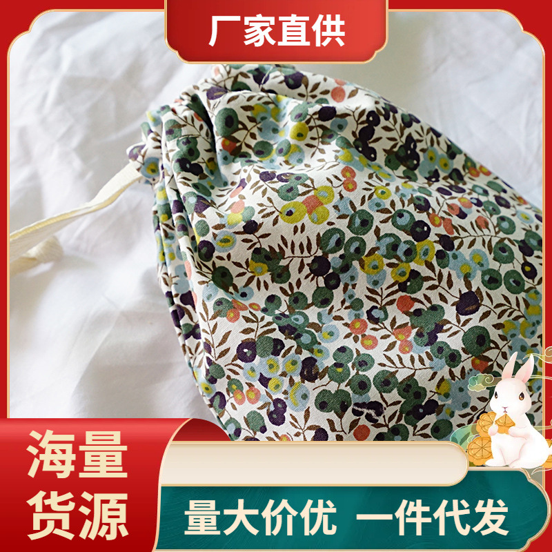 Capacious storage bag