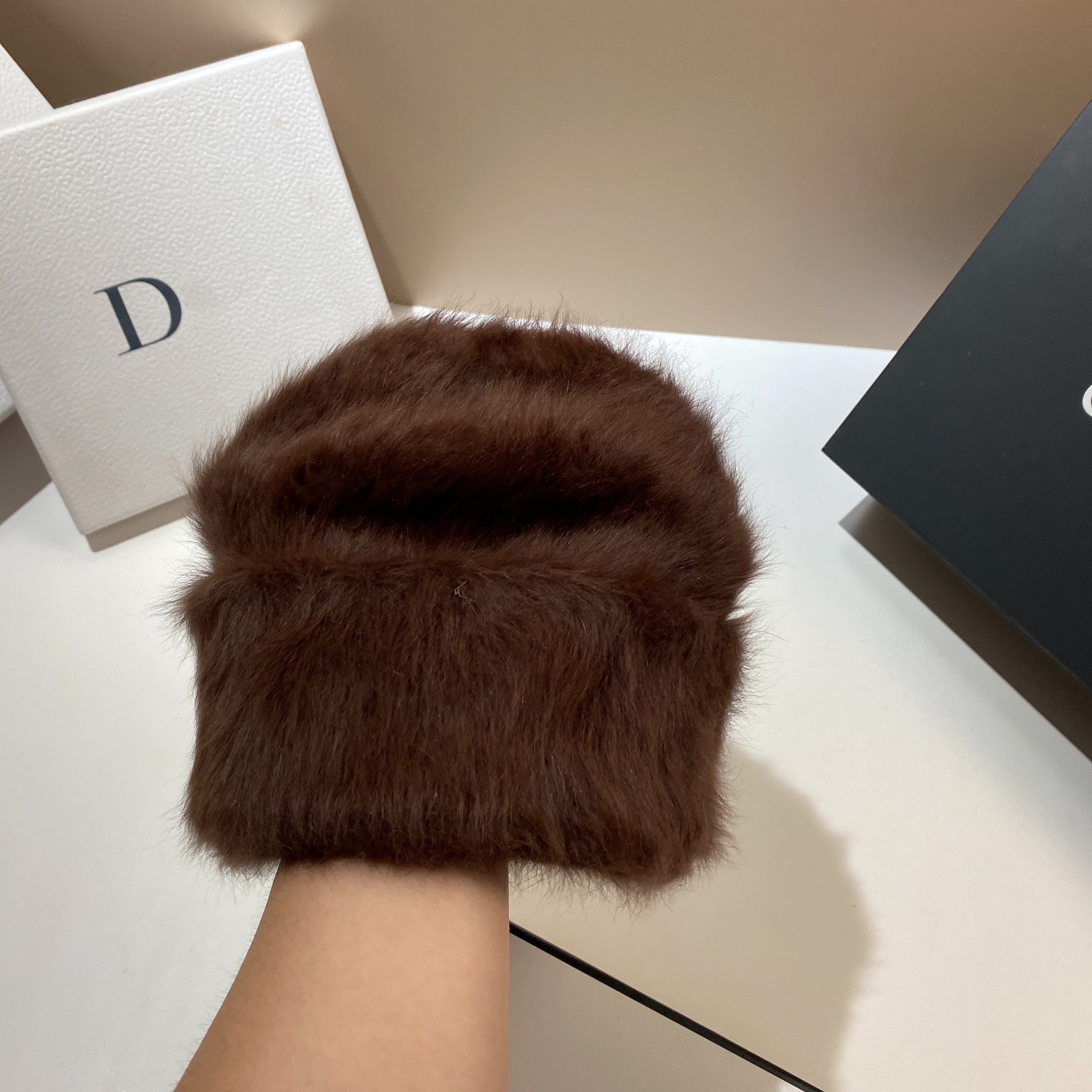 Koreansk plys-hat med to iført pandebånd til varme i efteråret og vinteren, Angora-kaninhår-hat, moderigtigt og_voghion.com