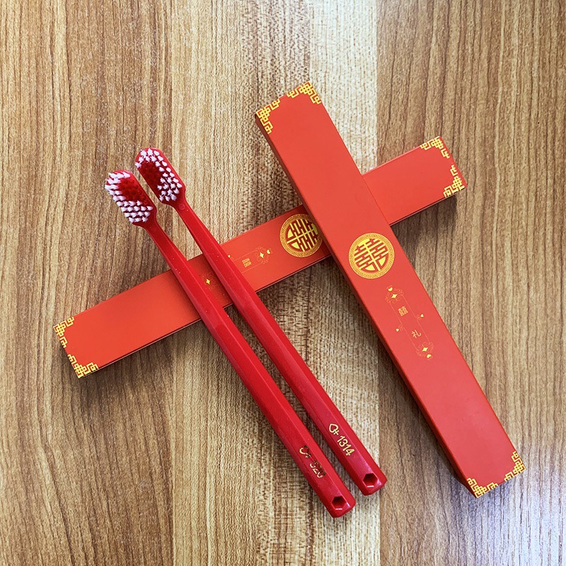 Wedding Supplies: Couple's Set of Red Wedding Celebration Soft Bristle Toothbrushes for New Couples' Marriage Celebration, Bridal Gift