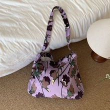 2024夏季新款百搭小众紫色印度风花卉单肩斜挎包