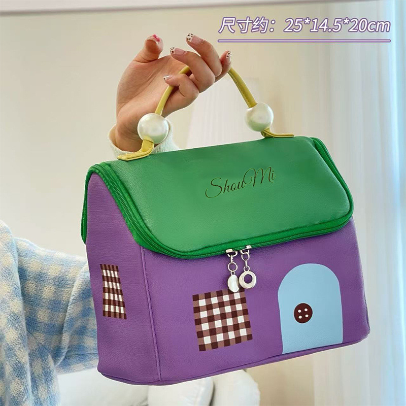 [도파민 저장 핫 스타일] 녹색과 보라색 - 절묘한 오두막